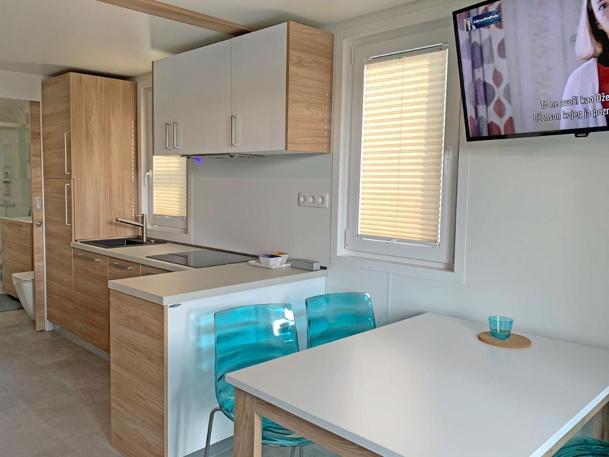 Bonita Houseboat Apartment Portorose Exterior photo
