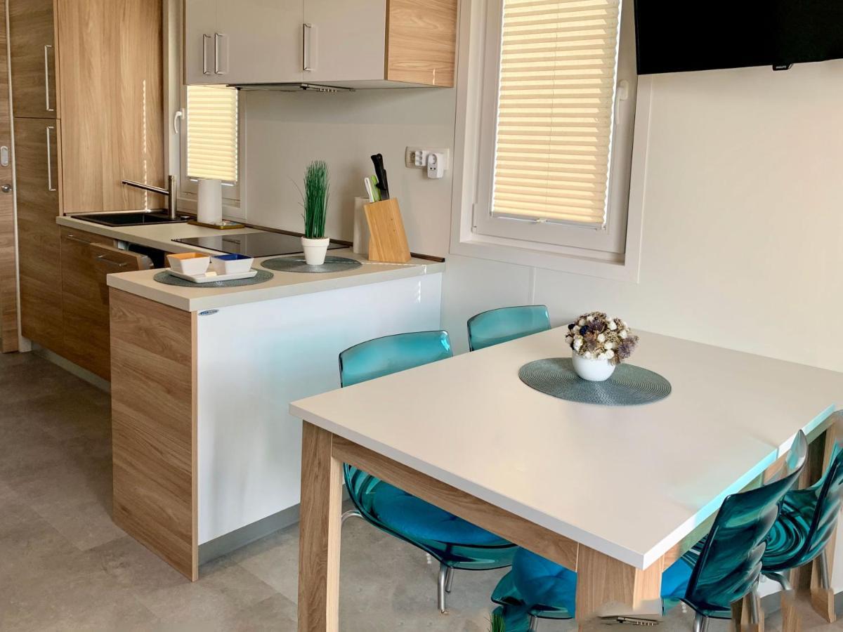 Bonita Houseboat Apartment Portorose Exterior photo
